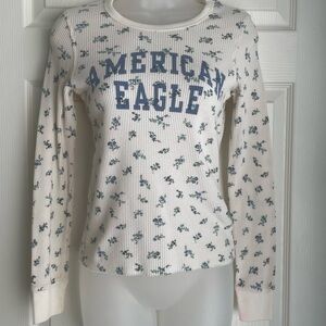 American Eagle Outfitters White and Blue Long Sleeve Tee